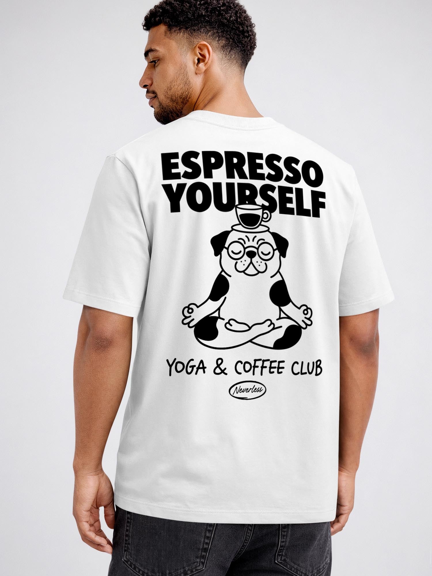 [AI generated] weiß relaxed-fit