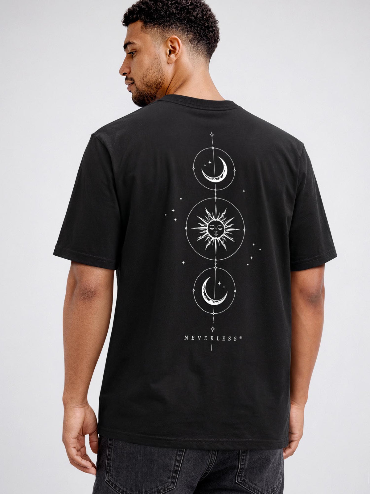 [AI generated] schwarz relaxed-fit