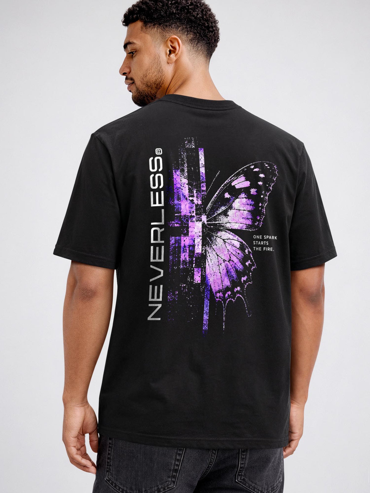 [AI generated] schwarz relaxed-fit
