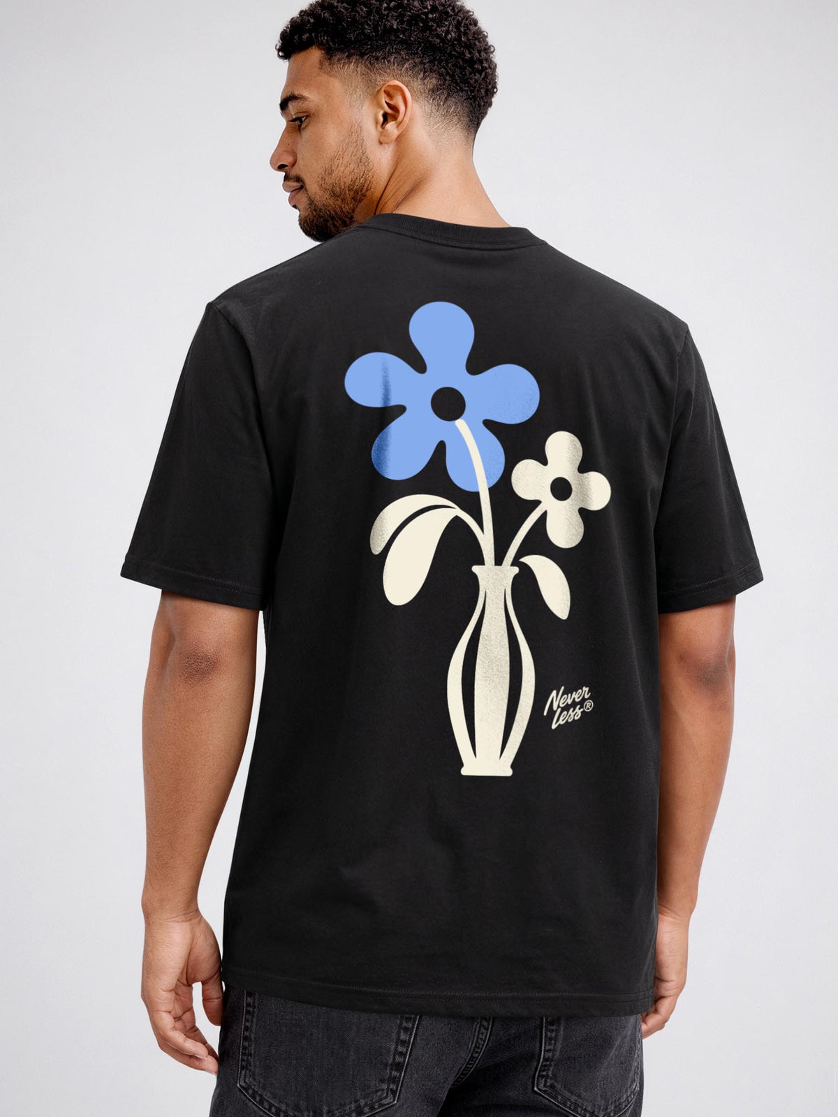 [AI generated] schwarz relaxed-fit