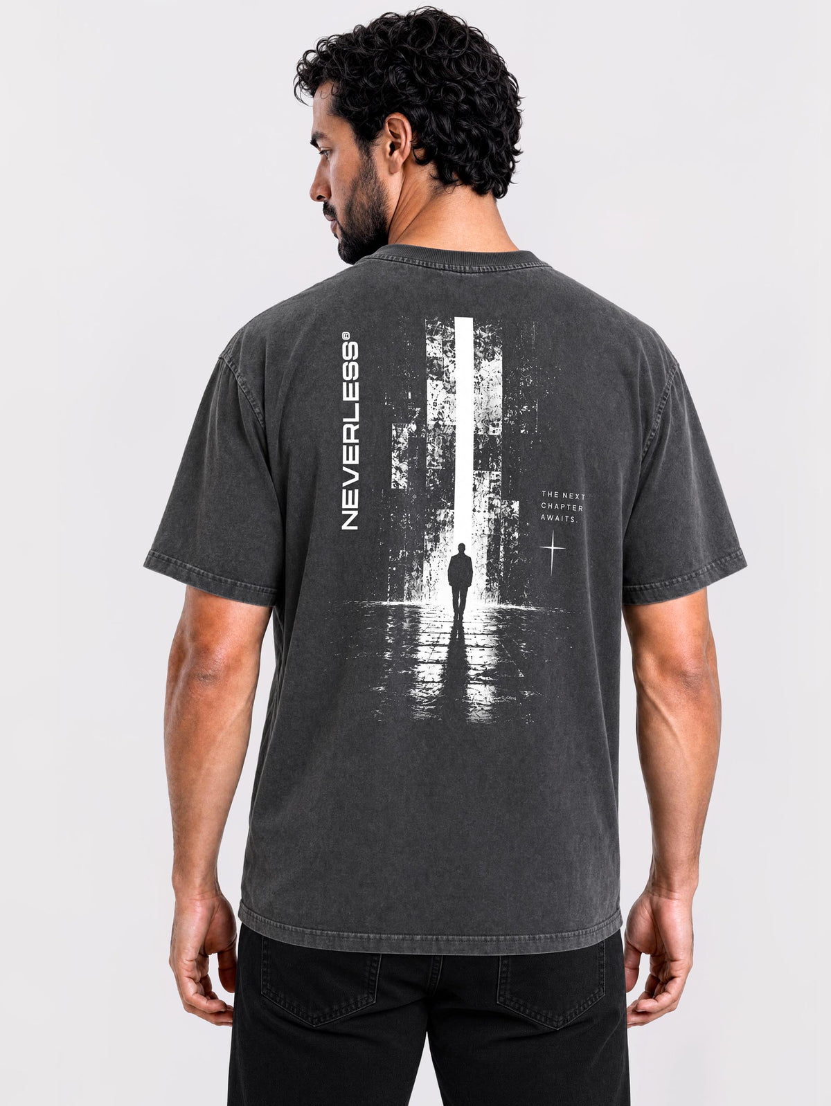 [AI generated] dunkelgrau relaxed-fit