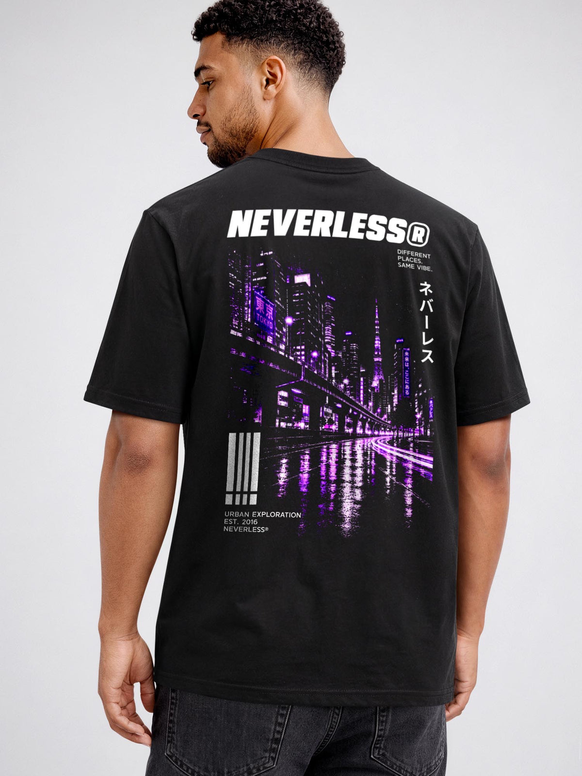 [AI generated] schwarz relaxed-fit