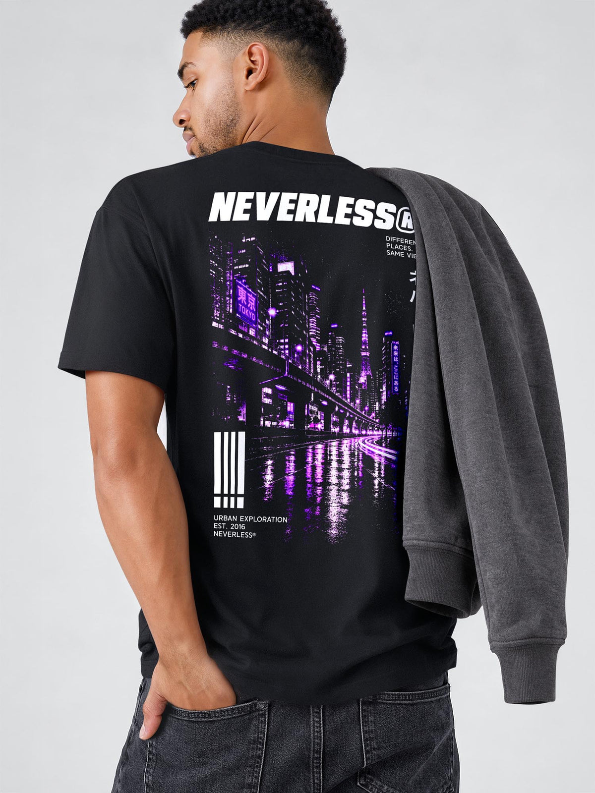 [AI generated] schwarz relaxed-fit