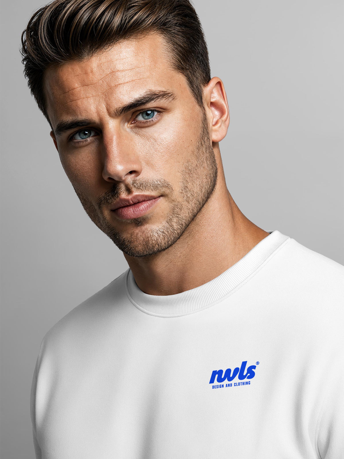 [AI generated] weiß slim-fit