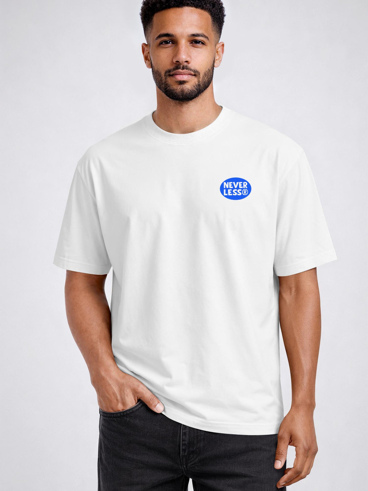 [AI generated] weiß relaxed-fit