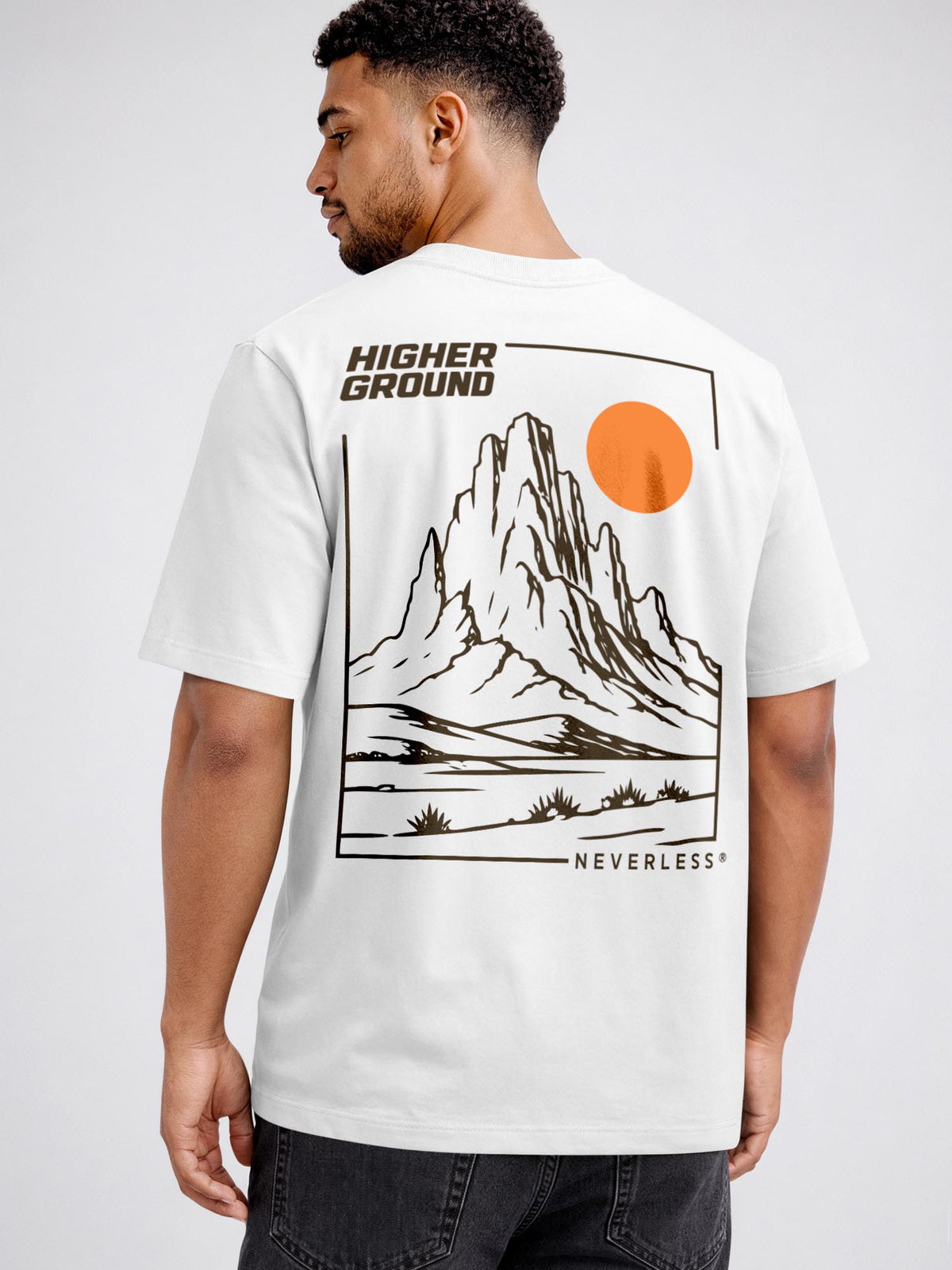 [AI generated] weiß relaxed-fit