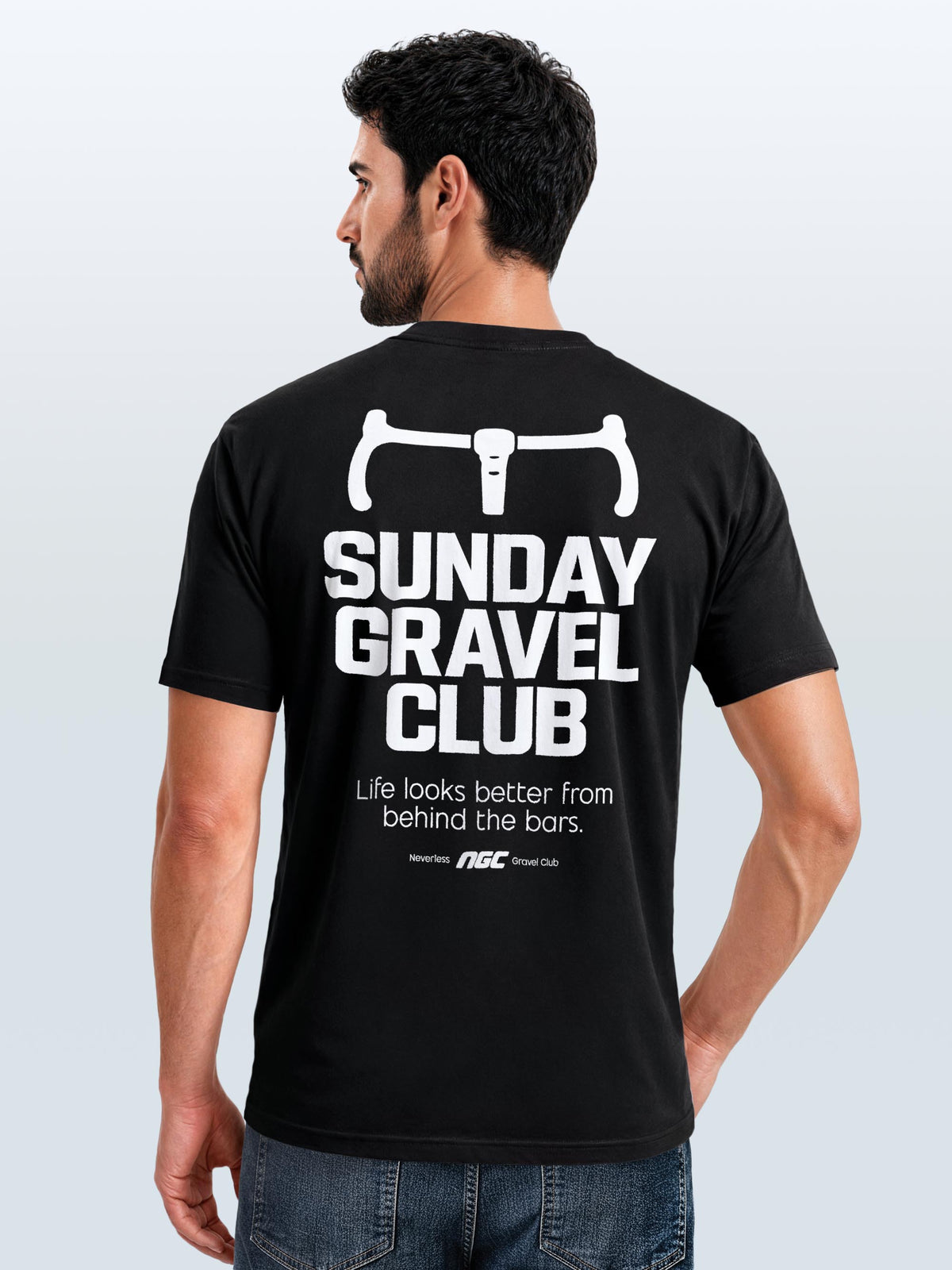 [AI generated] schwarz slim fit