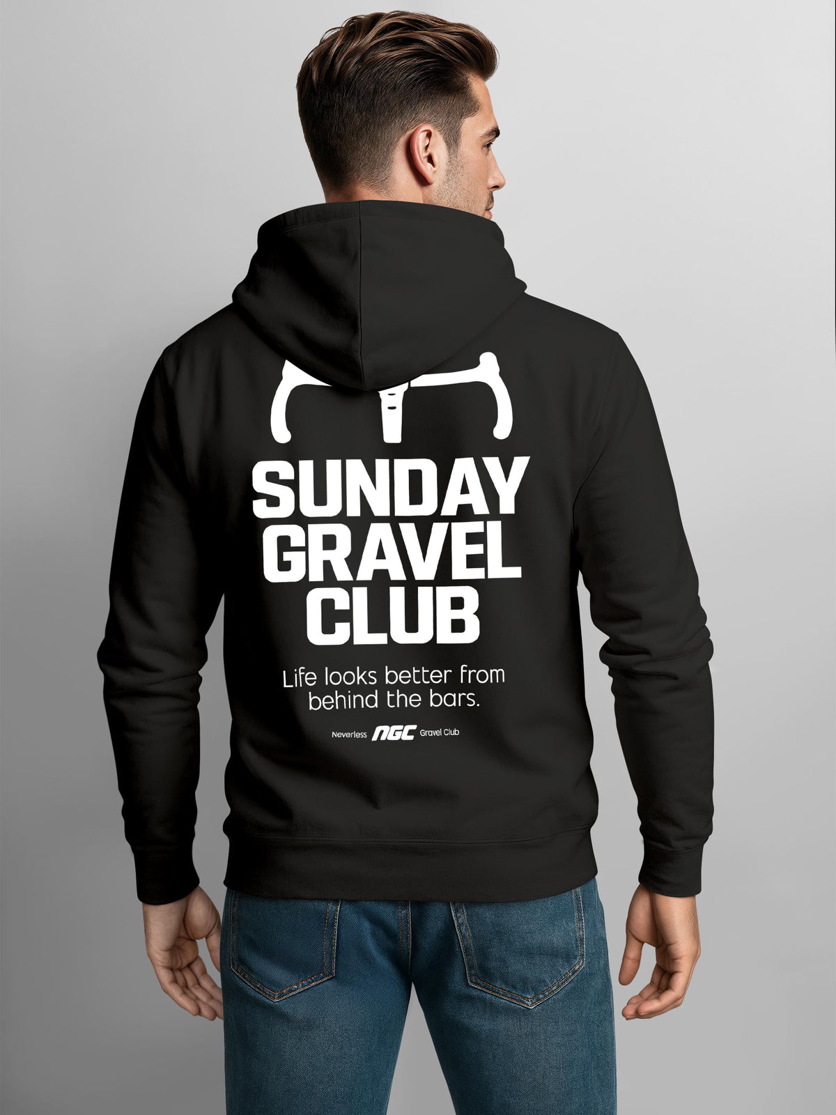 [AI generated] schwarz slim fit