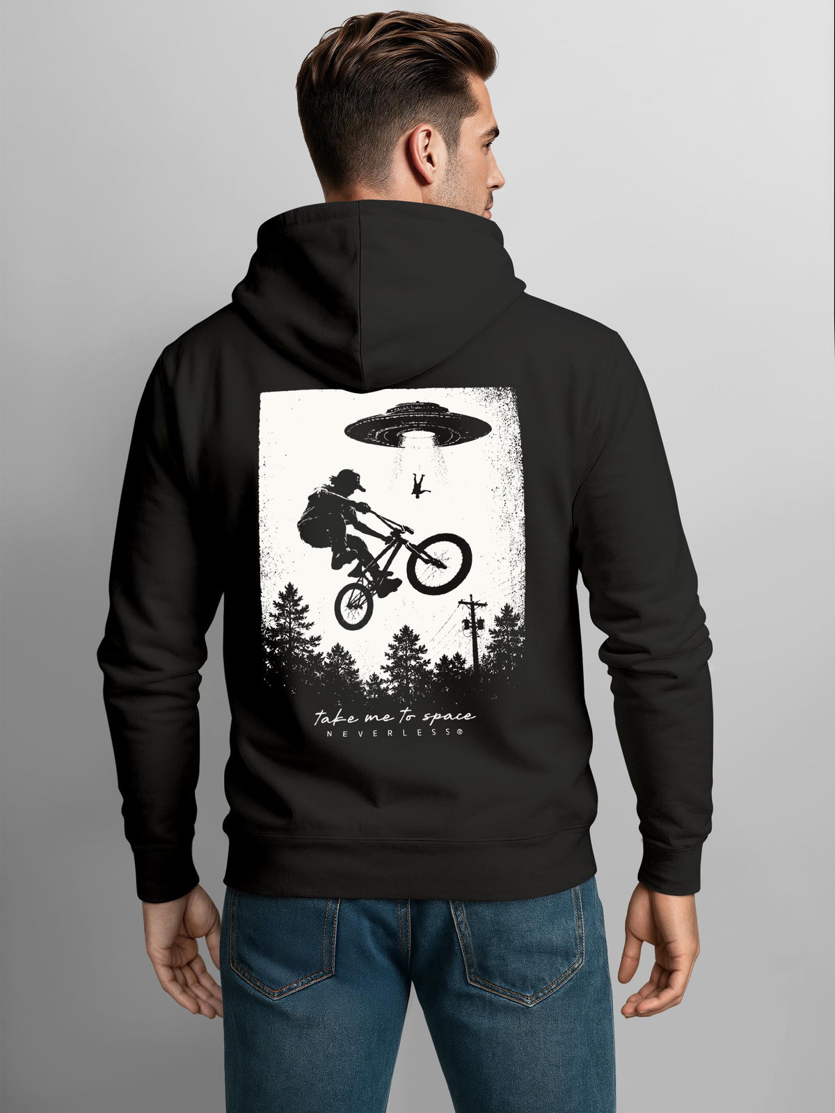 [AI generated] schwarz slim-fit